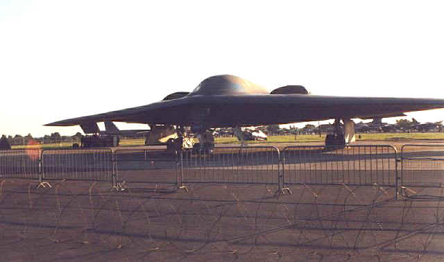 us air force aurora b2 version2.jpg (33801 Byte)